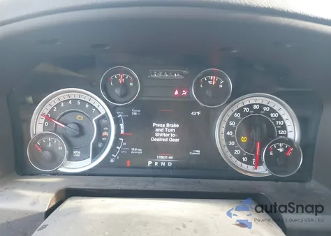 2013 Ram 1500 Big Horn z USA, uszkodzony, nr VIN 1C6RR7LT0DS630968